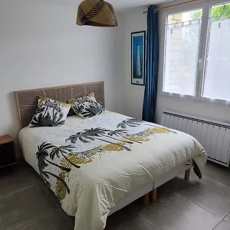 Les Geais Bleus Apartment